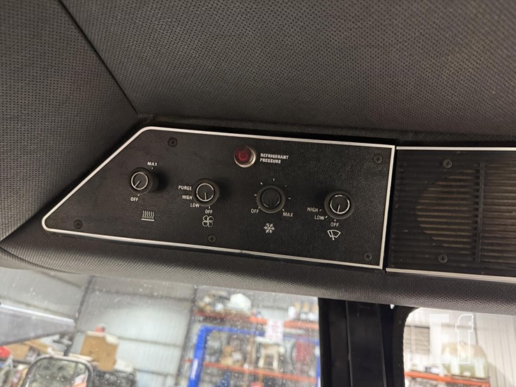 international-986-image-23