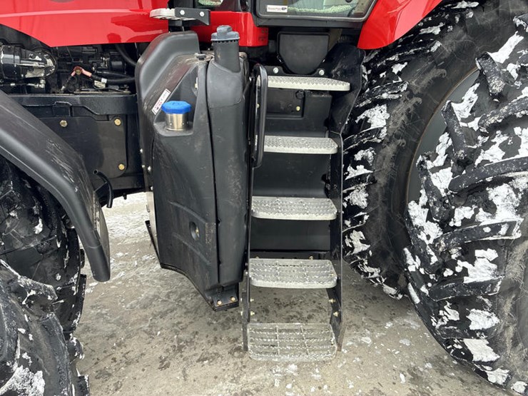 case-ih-magnum-315-image-34