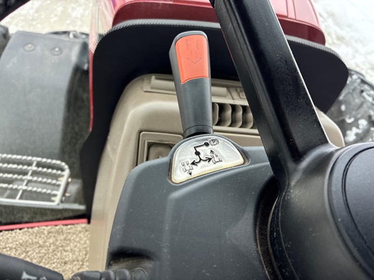 case-ih-magnum-315-image-77