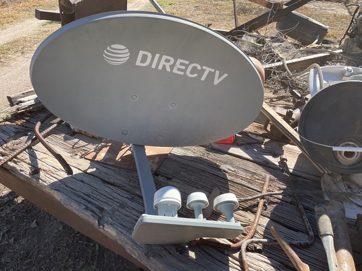 #3729-•-pair-of-trailers-and-scrap-metal-image-20