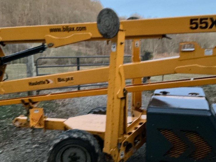 #108-•-2009-bil-jax-5533xa-boom-lift-image-9