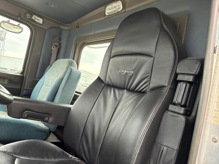 kenworth-t800-image-81