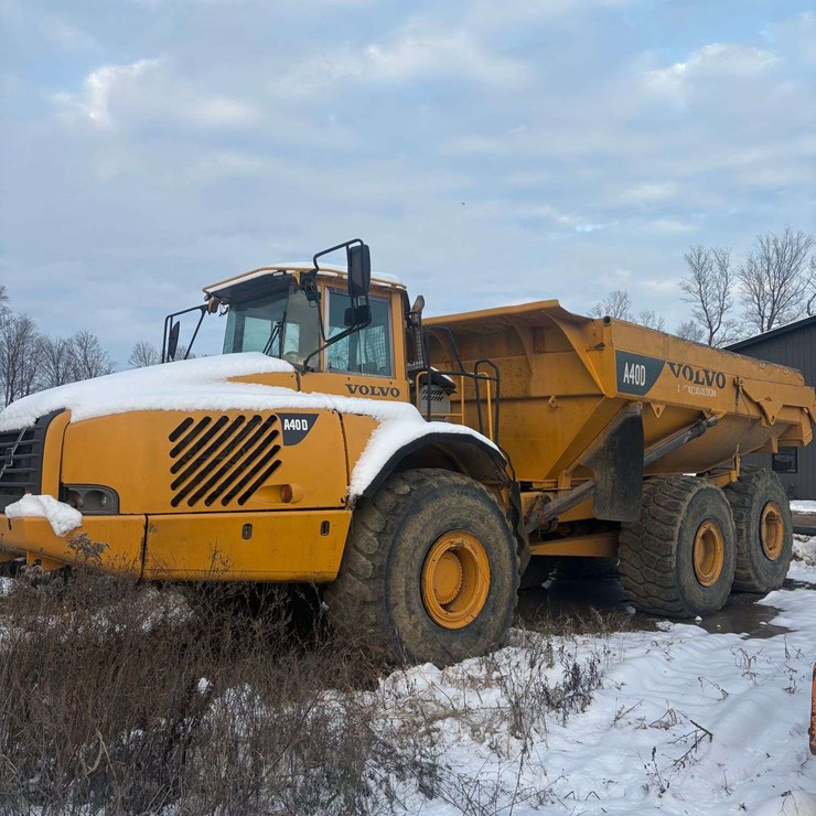 2000 VOLVO A40D