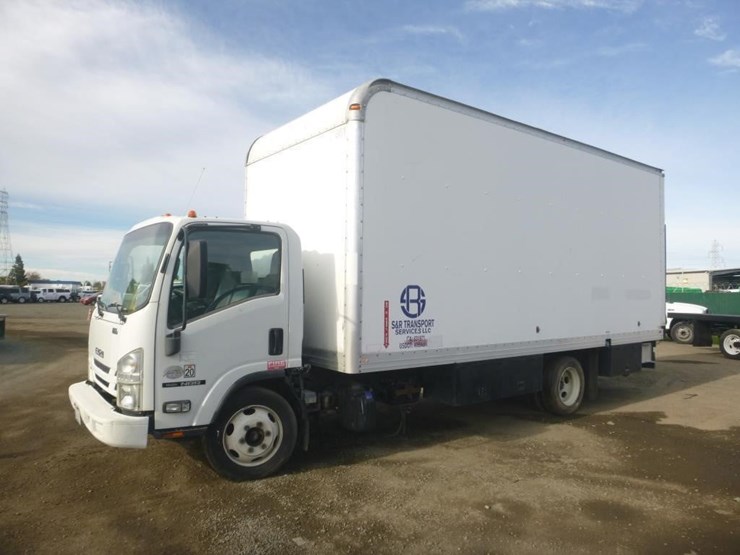 2016-isuzu-nrr-image-1