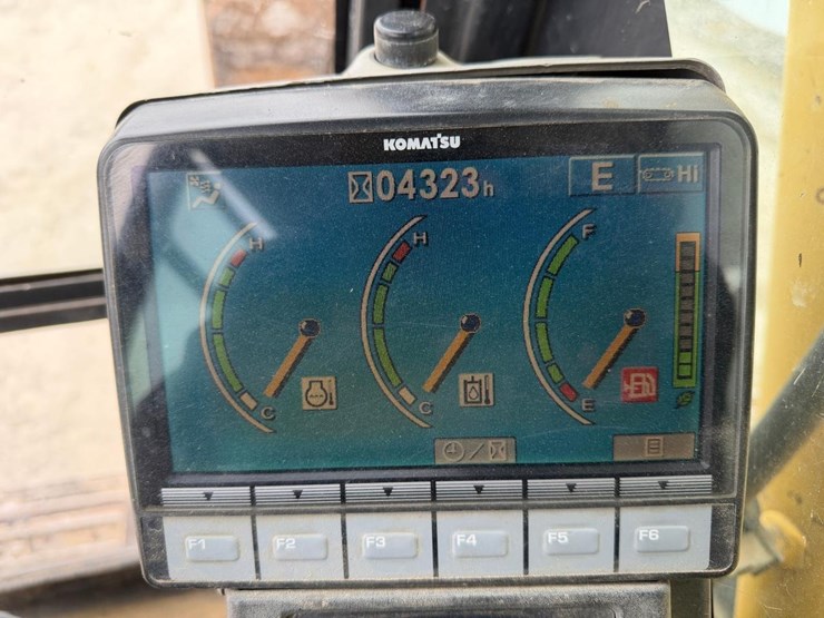 komatsu-pc70-image-24