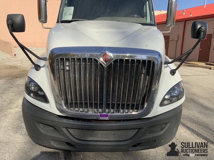 2018-international-prostar-image-11