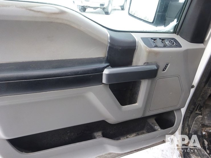 ford-f150-xlt-image-70