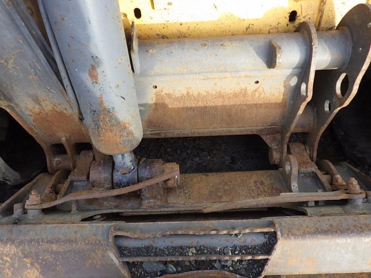 volvo-mct135c-image-13