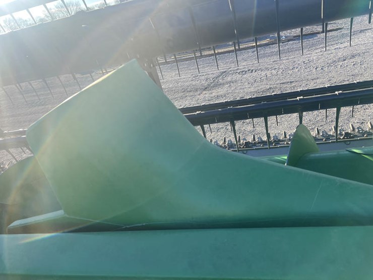 john-deere-630f-image-13