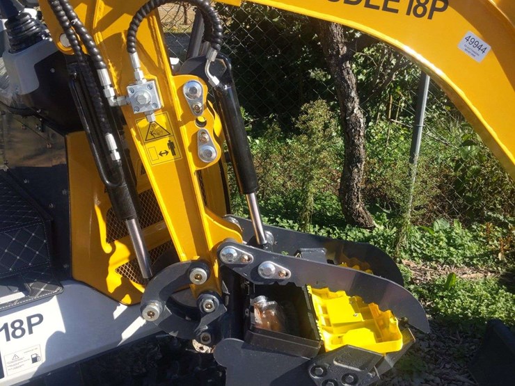 unused-sdlanch-mini-excavator-model-sdle18p-image-2