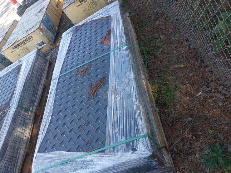 unused-4'x8'-ground-protect-mats-image-4