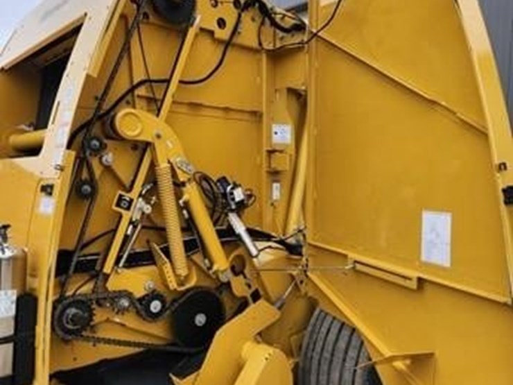 2022-vermeer-605n-cornstalk-special-image-6