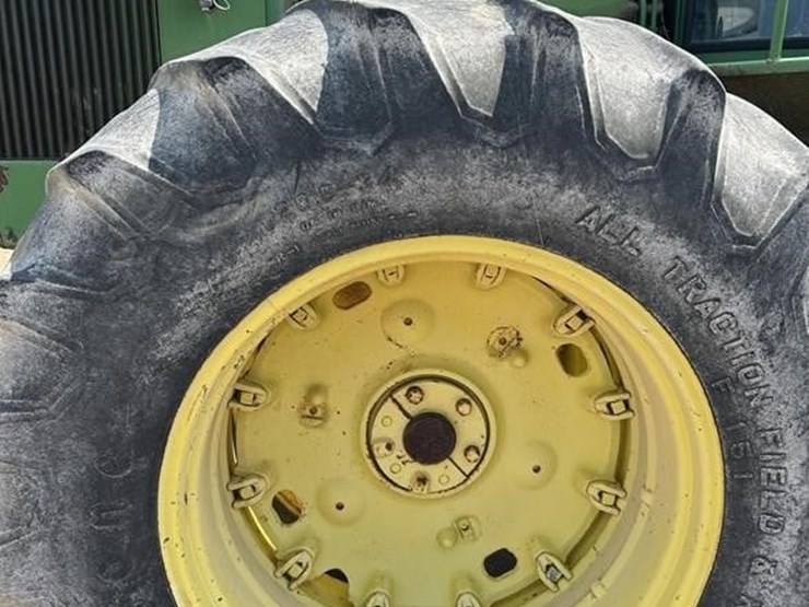 1977-john-deere-8630-image-9