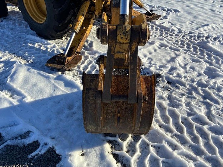 john-deere-310d-image-30