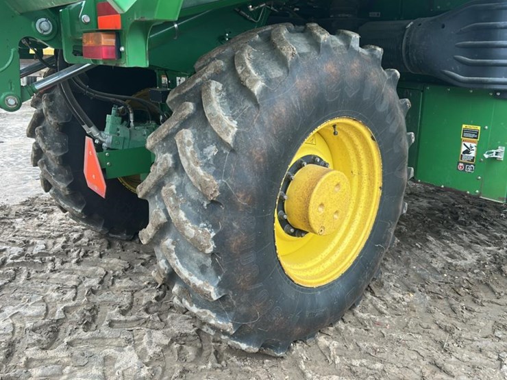 john-deere-cp690-image-27