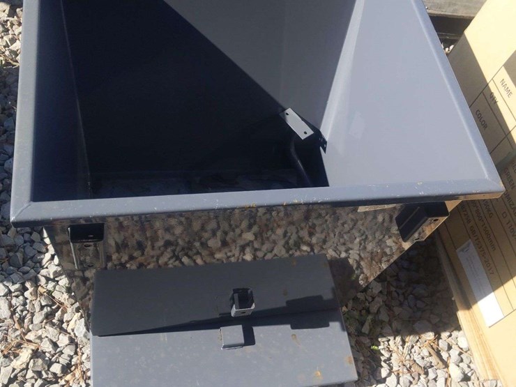 unused-dump-hopper-image-2