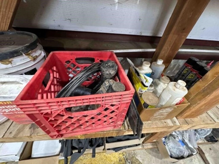 contents-of-3-shelfs--paints,-sealant-tape,-oils-image-5