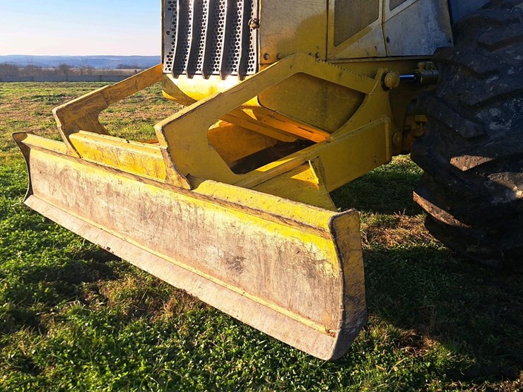 john-deere-748-image-29