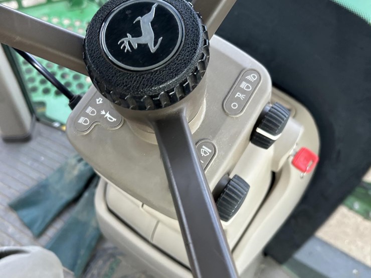 2017-john-deere-r4038-image-79