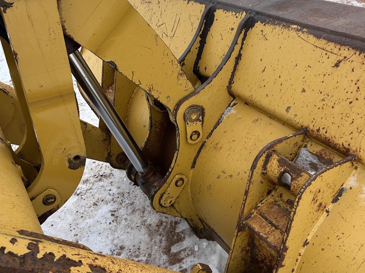 caterpillar-420e-image-46