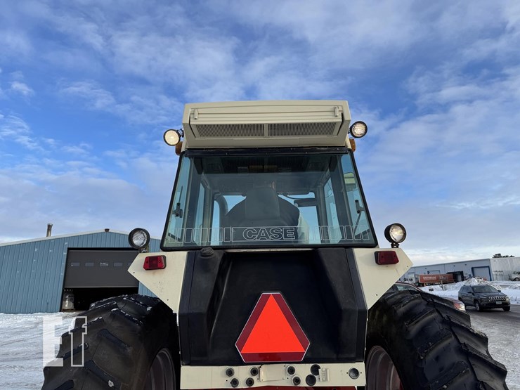 j-i-case-2290-image-69