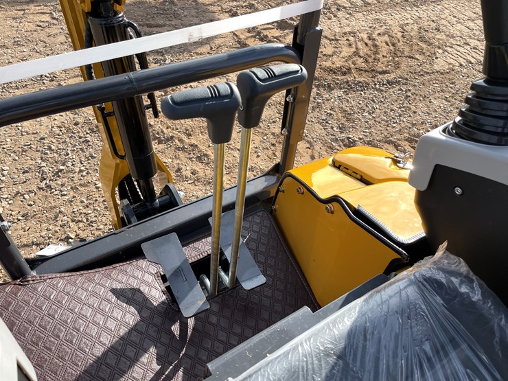 #9214-•-2025-unused-cfg-mini-excavator-image-18