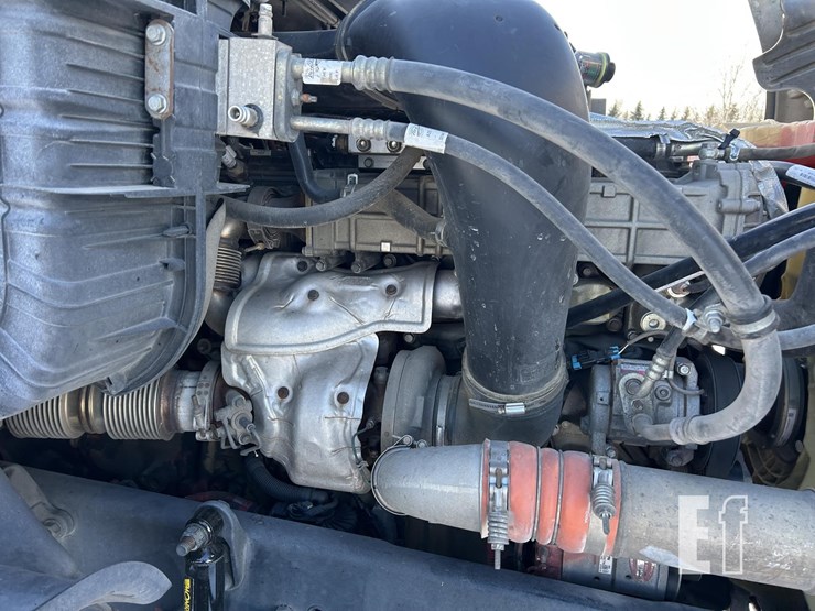 2018-freightliner-cascadia-125-image-49