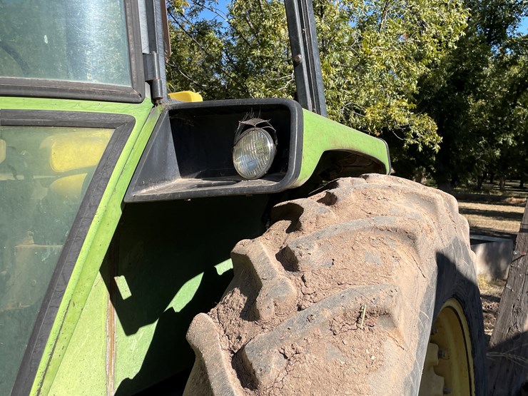 john-deere-4230-image-23