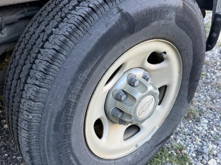 2006-chevrolet-3500-image-7