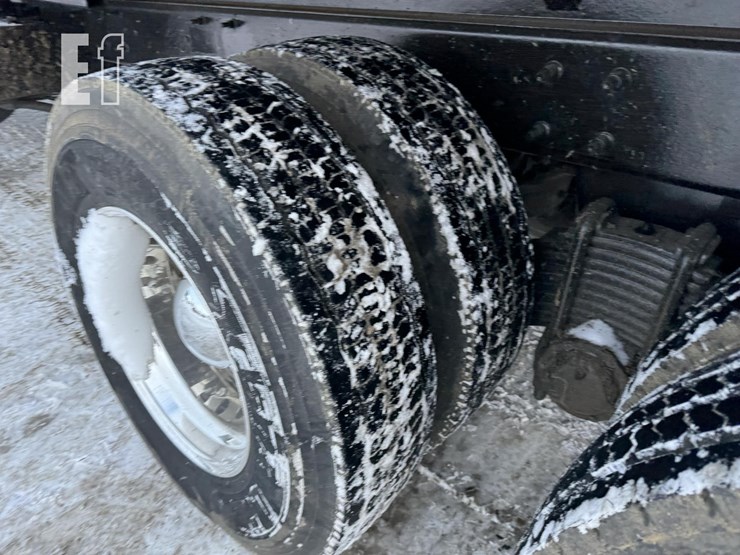 2004-mack-granite-cv713-image-16