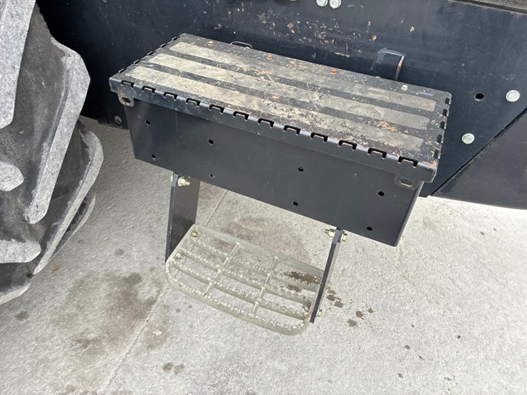 2010-case-ih-steiger-435-image-17