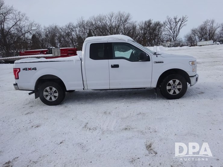 ford-f150-xlt-image-32