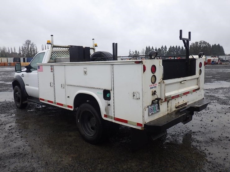 2006-ford-f550-image-7