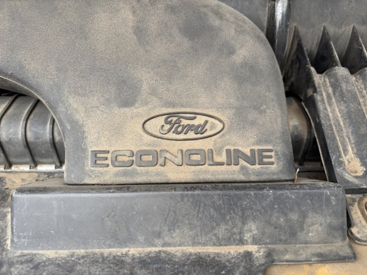 2006-ford-e350-image-31