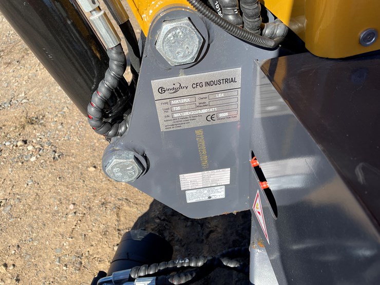 #9277-•-unused-2025-cfg-mini-excavator-image-9