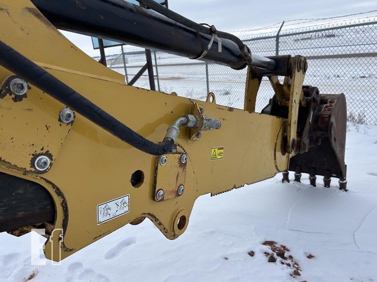 caterpillar-420e-image-77