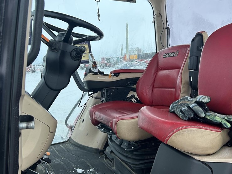 2022-case-ih-magnum-340-image-48