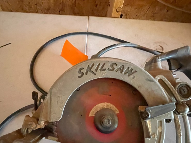 #3680-•-skilsaw-worm-drive-saw-image-2