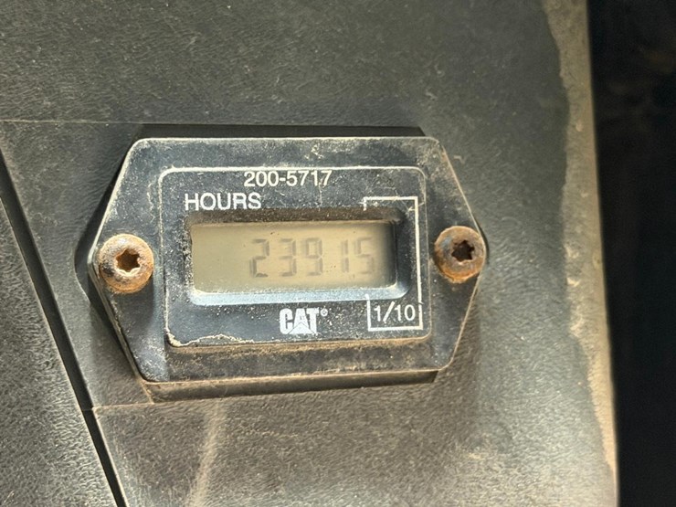 caterpillar-268b-image-18