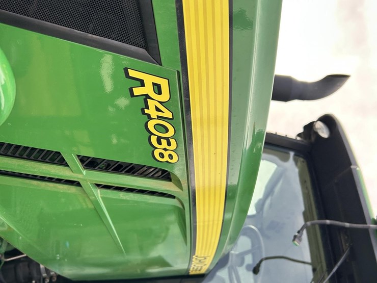 2017-john-deere-r4038-image-55