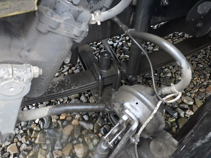 freightliner-cascadia-125-image-35