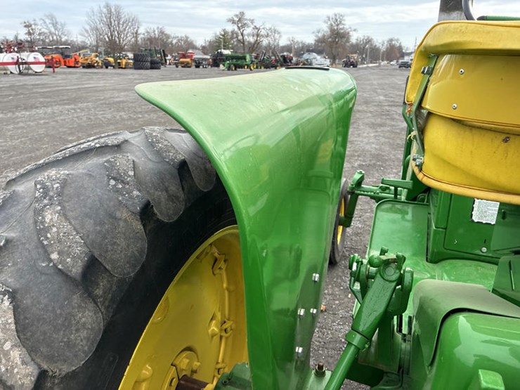 john-deere-3020d-image-21