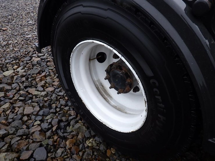 freightliner-cascadia-125-image-26