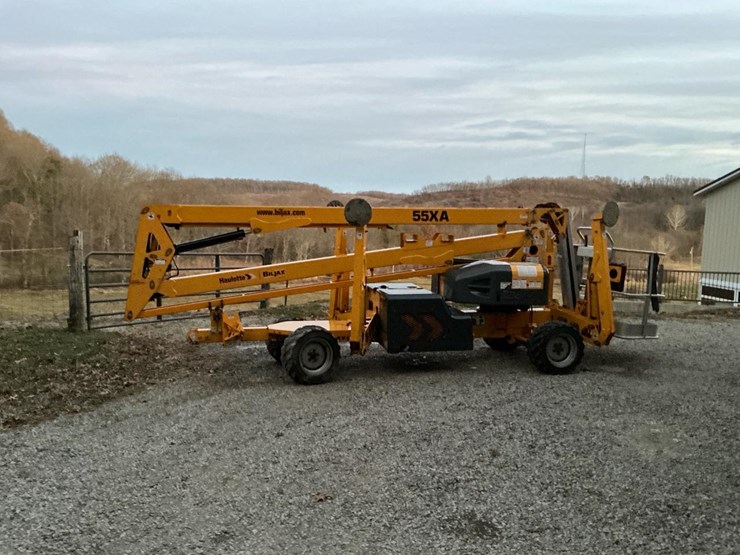 #108-•-2009-bil-jax-5533xa-boom-lift-image-2