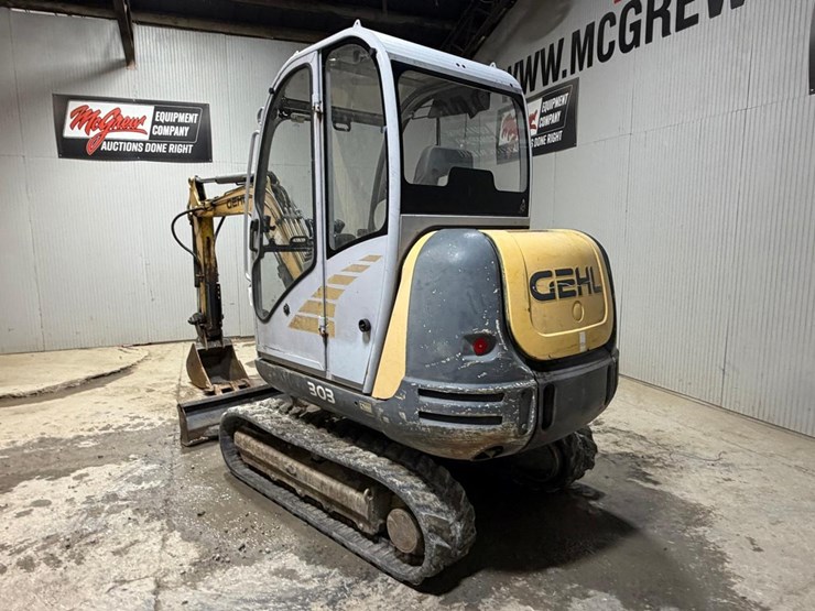 gehl-303-image-3