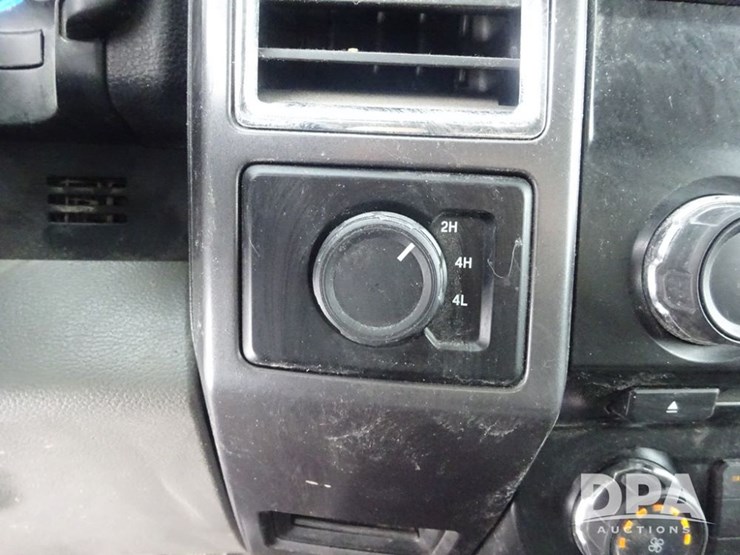 ford-f150-xlt-image-78