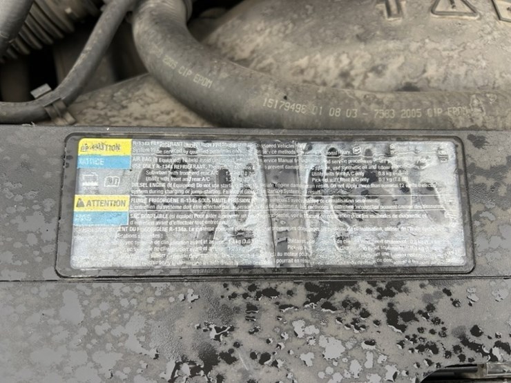 2003-chevrolet-silverado-pickup-image-35