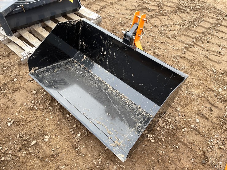 #2095-•-unused-2025-wolverine-trip-scoop-attachment-image-3