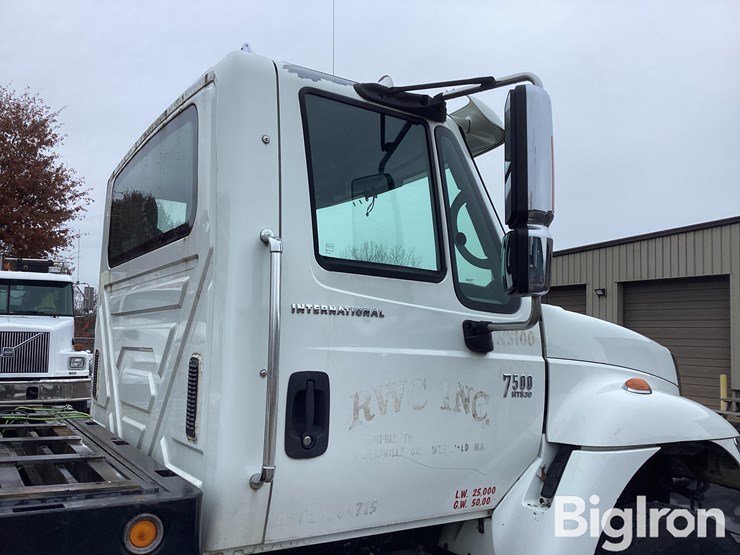 international-8-image-20