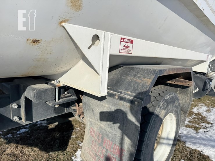 2014-kenworth-t370-image-108